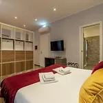 Frattina 1 - Fromhometorome Appartement Rome
