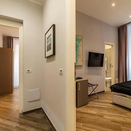 Frattina 1 - Fromhometorome Rom