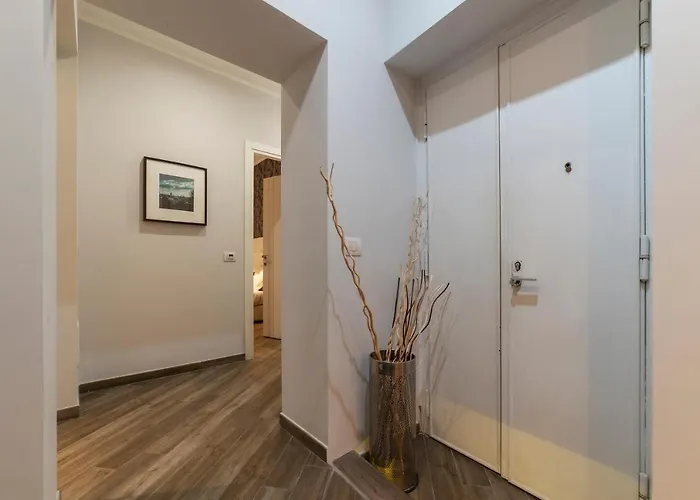 Frattina 1 - Fromhometorome Daire